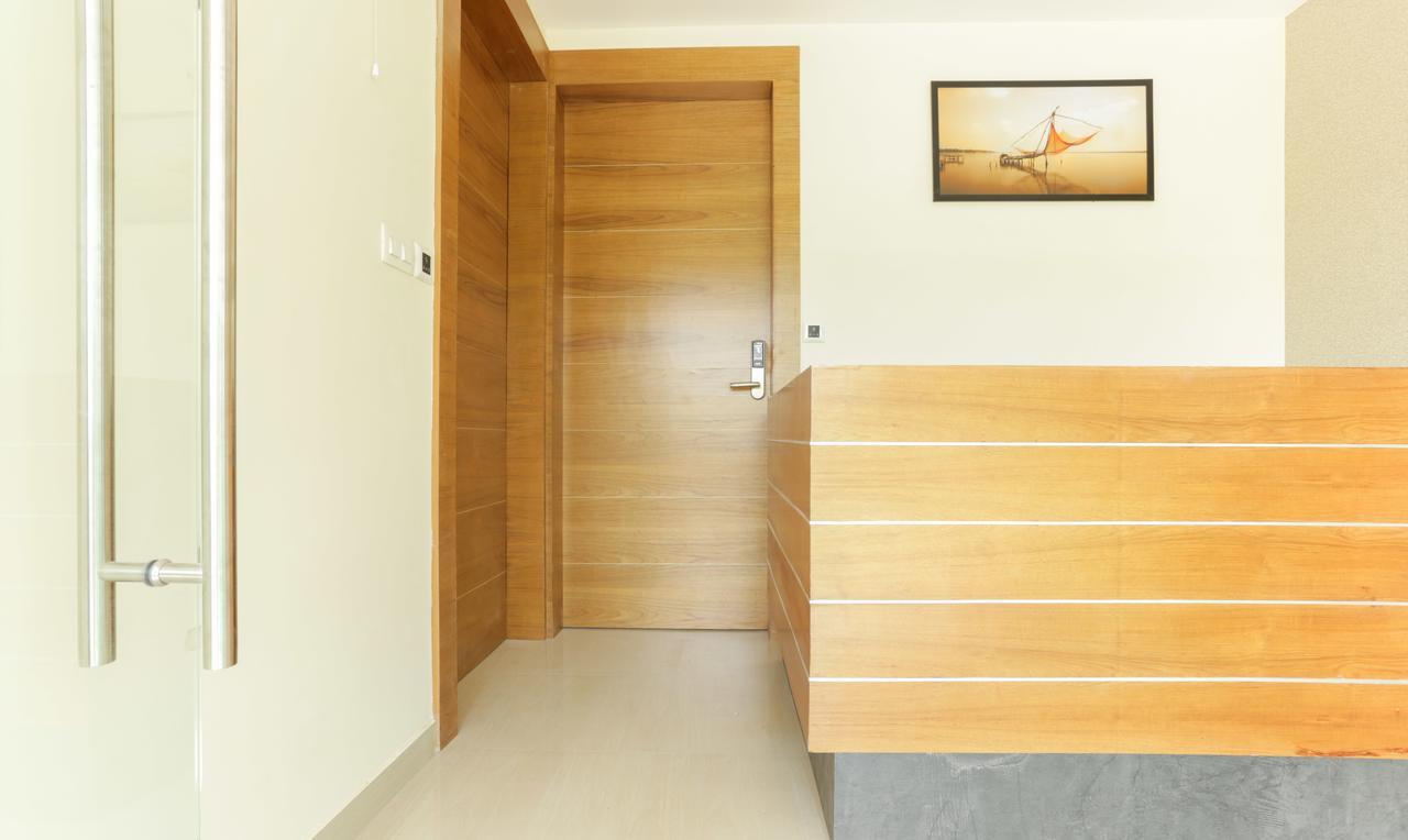 Treebo Trend Cmks Gulmohar Suites Kochi Exterior foto